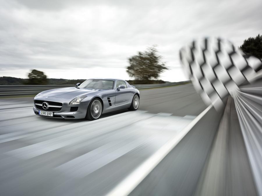  Mercedes-Benz SLS AMG 2010 года  (фото 426 из 526)